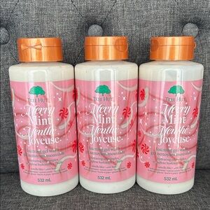 NEW 🆕 THREE Tree Hut Limited Edition Mistletoe Magic Foaming Gel Wash